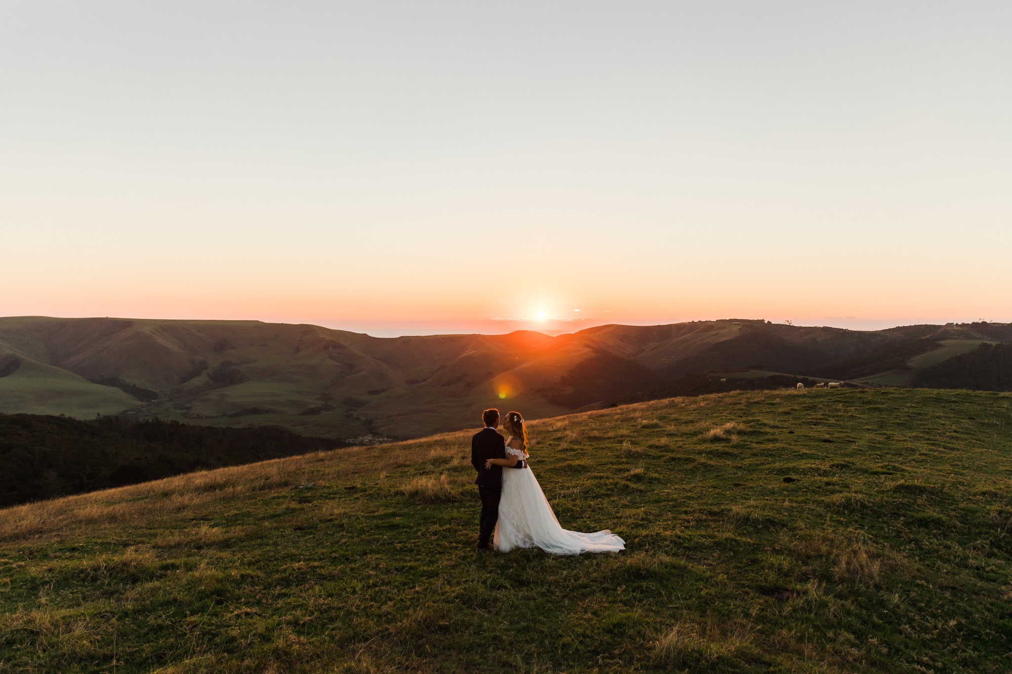 Auckland Sunset Wedding Couple