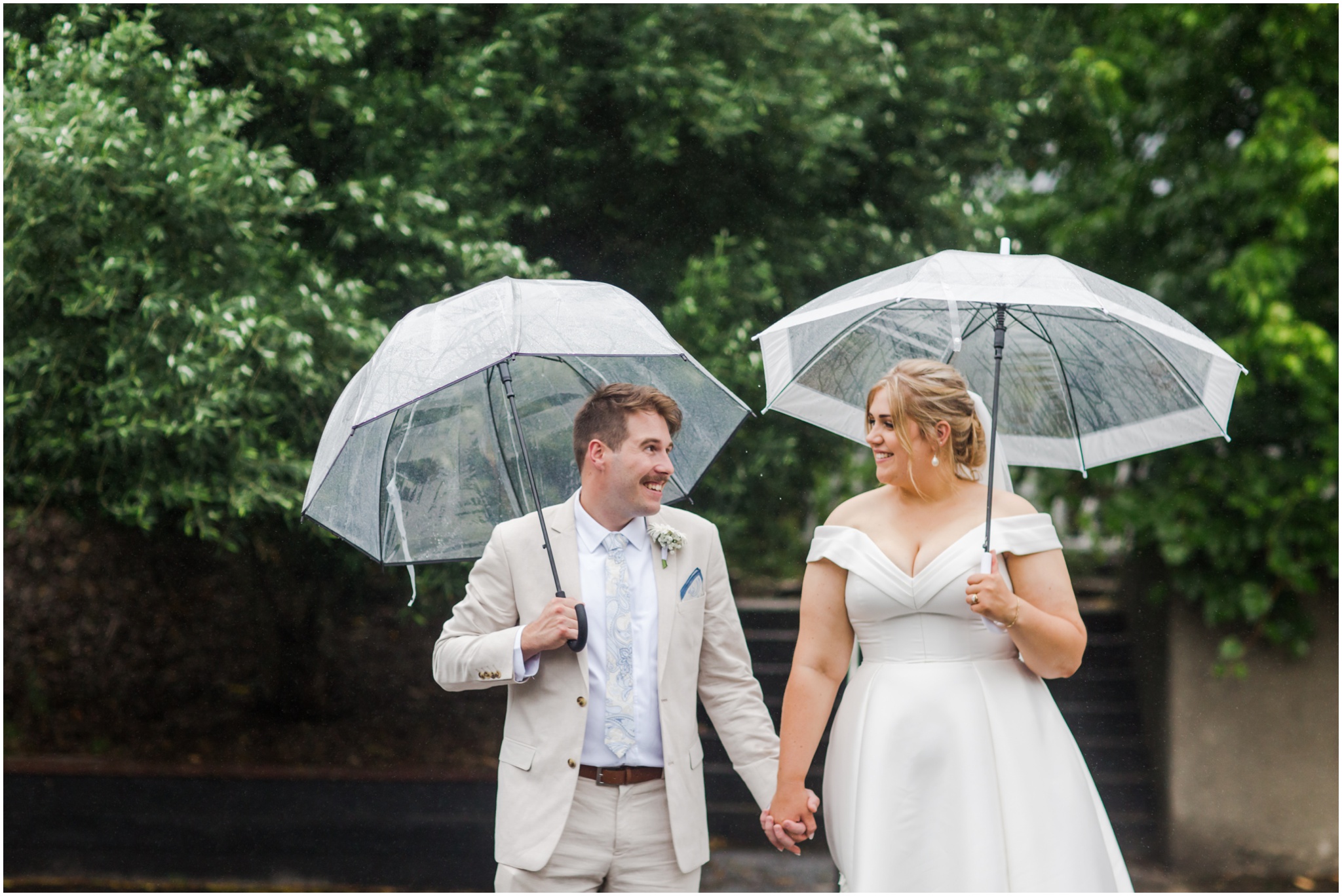 rainy wedding umbrellas